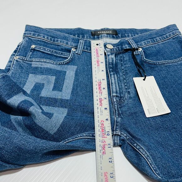 Versace Men’s Size 33 Greca Jeans Blue Stone Wash Straight Leg NWT $850 - Picture 6 of 12